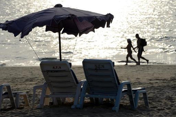 Murder probe as bodies of two Britons found naked in Thai resort