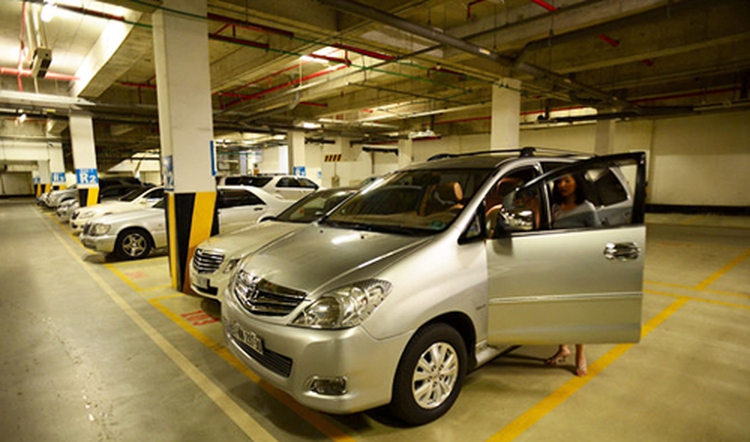 Maintenance fee disputes endemic in apartment buildings in Vietnam