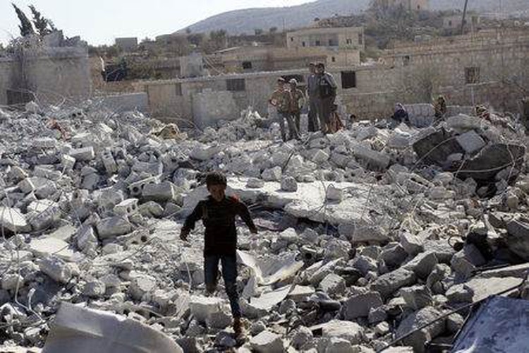 Syrian minister says U.S-led strikes going in "right direction"