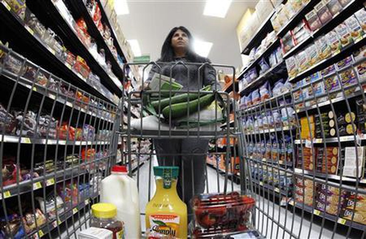 U.S. foods labeled 'natural' often contain GMOs, group reports