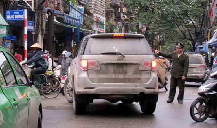 Taiwanese man found dead, naked in Hanoi hotel
