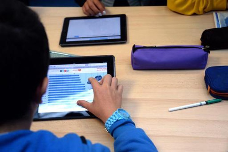 Tablet sales show fresh signs of cooling: survey