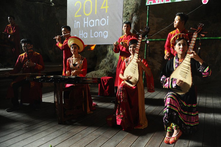 Public worried about concert’s potential harm to Vietnam's Ha Long Bay cave