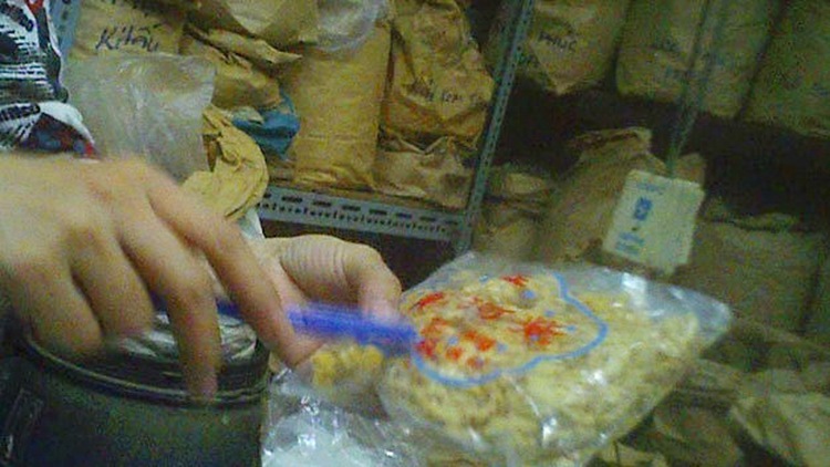 Placentas publicly offered for sale in Ho Chi Minh City