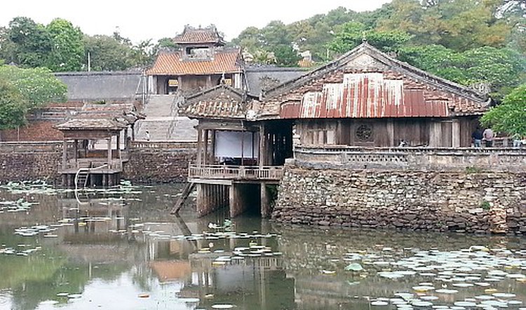 Hue to spend $4.9 mln restoring royal mausoleum