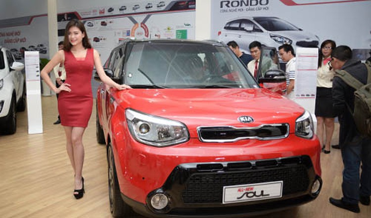 Being a Promotional Girl a challenging job for beautiful women