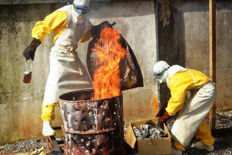 Ebola crisis could last through 2015 as marks year since outbreak - expert
