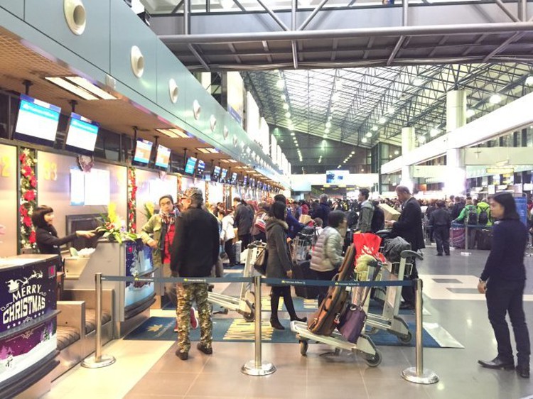 Vietnam probes emergency Airbus landing, suspends flight crew