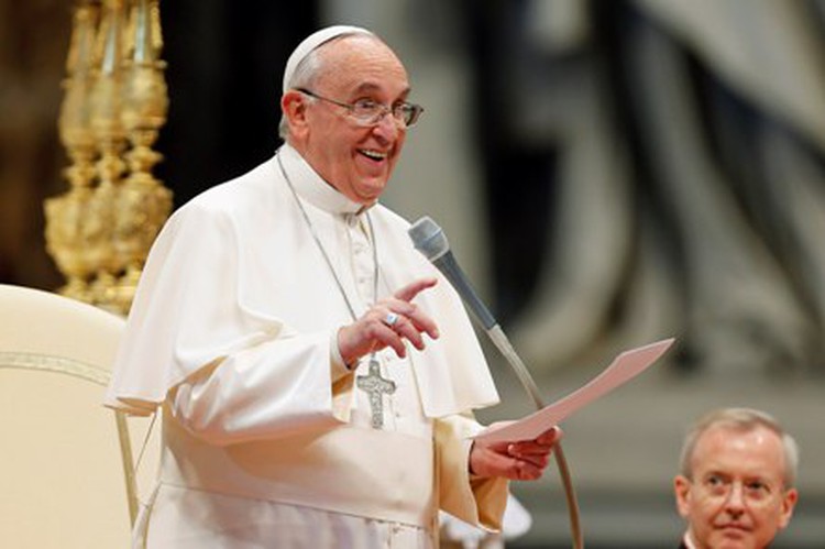 Pope wishes Rome luck on Olympic bid but jokes "I won't be around"