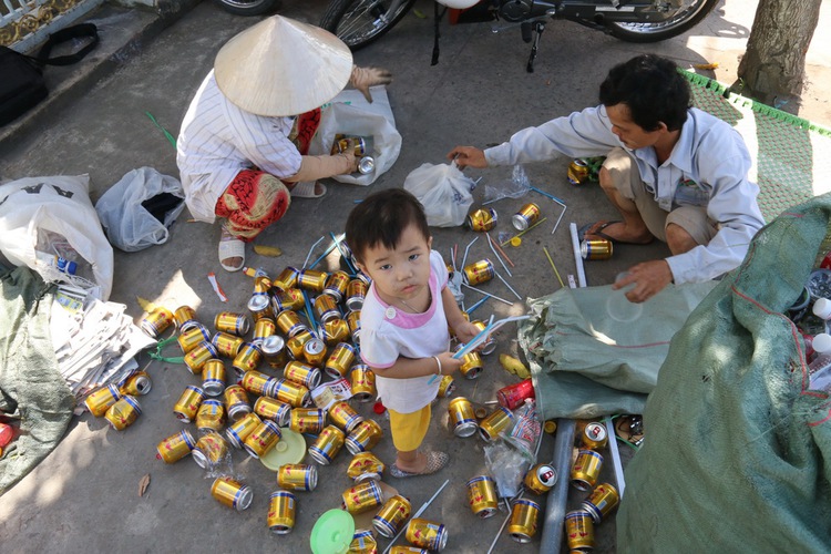 In photos: Migrant workers’ faraway homebound dream