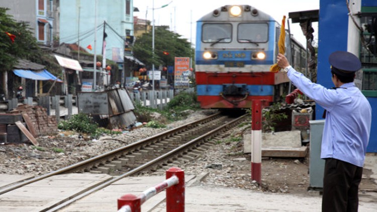 Vietnam trains to offer free Wi-Fi access from late January