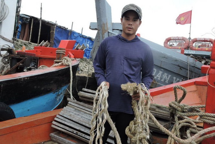 Two more Vietnamese fishing boats attacked by Chinese vessels