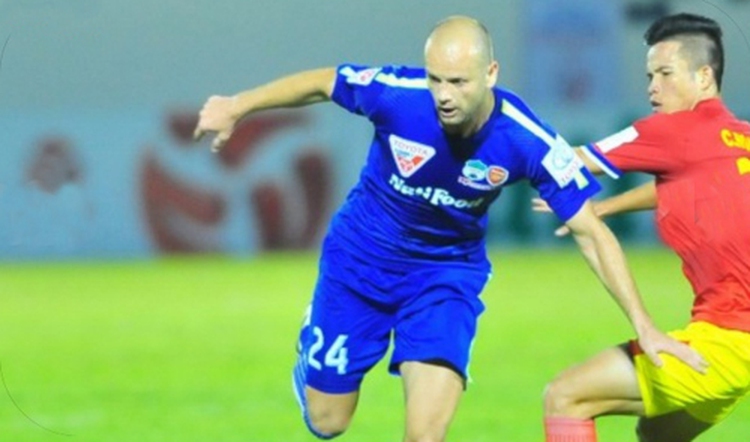 Hoang Anh Gia Lai FC terminates contracts with two foreign footballers