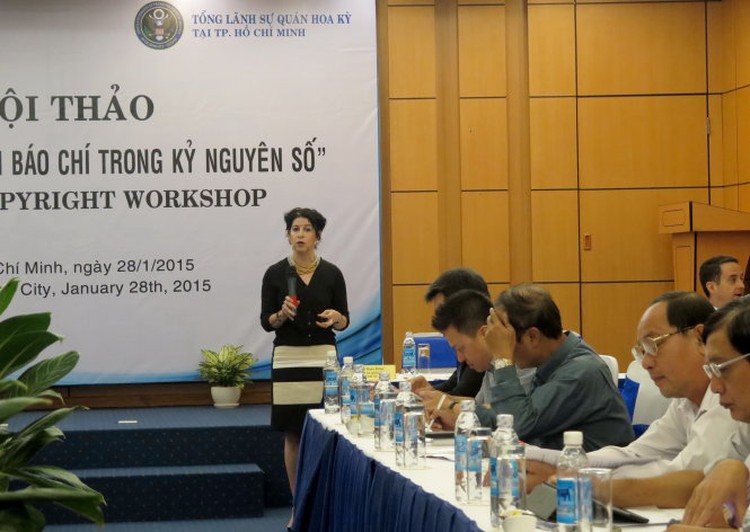 Vietnam press leaders declare war on copyright violation