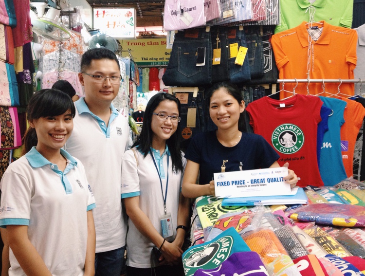 Young Vietnamese run project to end rip-off in Ho Chi Minh City