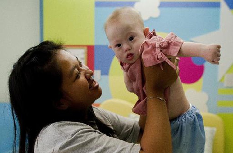 Thailand bans surrogacy for foreigners after scandals