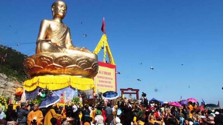 Northern Vietnam festival to offer air balloon rides for first time