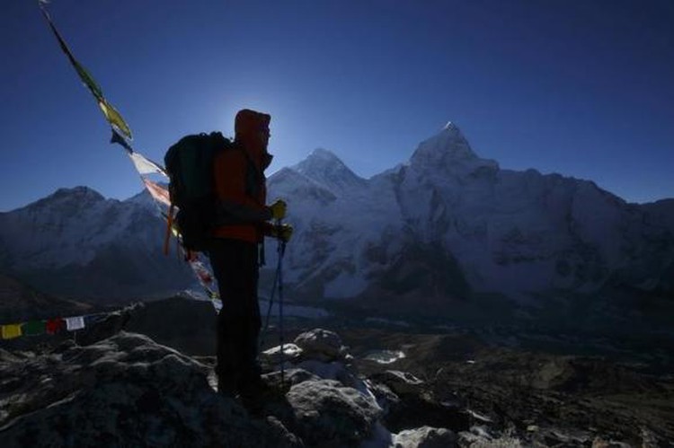 Nepal tells Mount Everest litterbugs to take out the trash