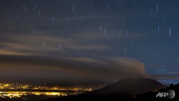 Costa Rica volcano spews ash in most powerful eruption in 20 years