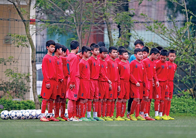 Military-run football center an incubator of young talents in Vietnam