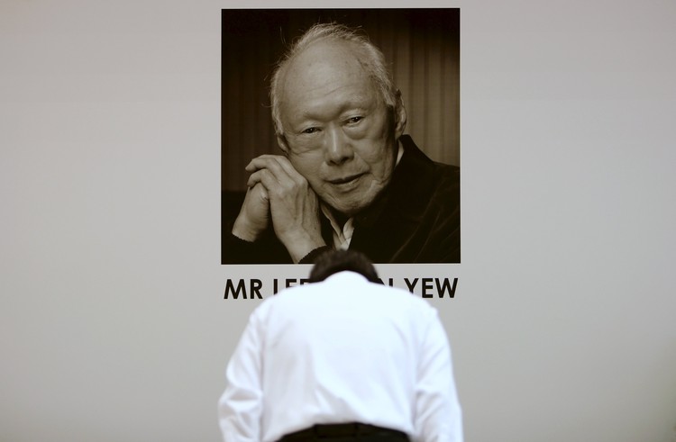 All roads lead to Singapore: Asians study Lee Kuan Yew's mantra