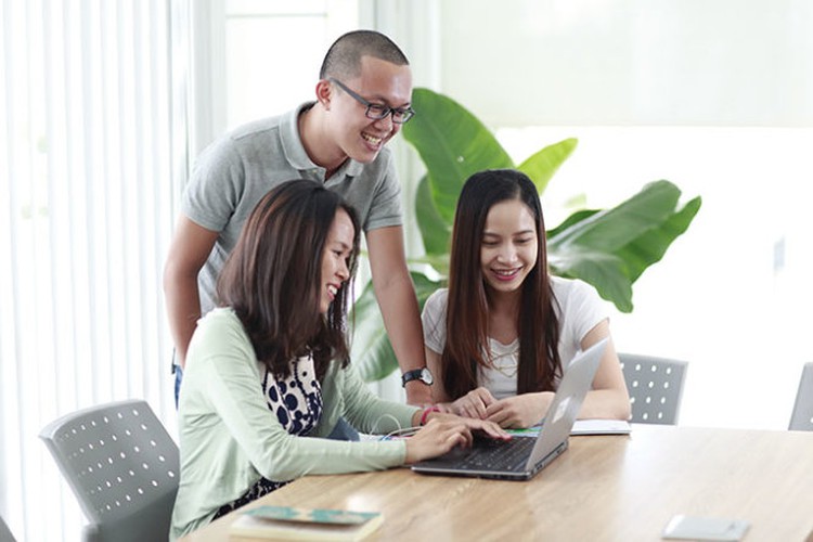 Survey names students' most desired employers in Vietnam