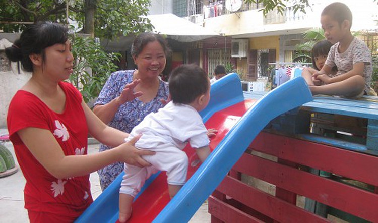 Hanoi lacks gardens and playgrounds in residential areas: experts