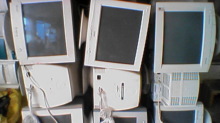 Vietnam to reclaim electronic waste from July 2016