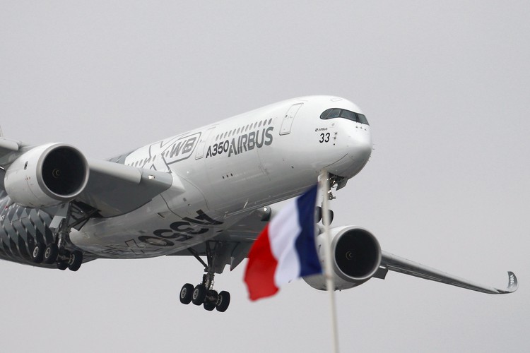 Airbus to build satellites for OneWeb to beam Internet from space