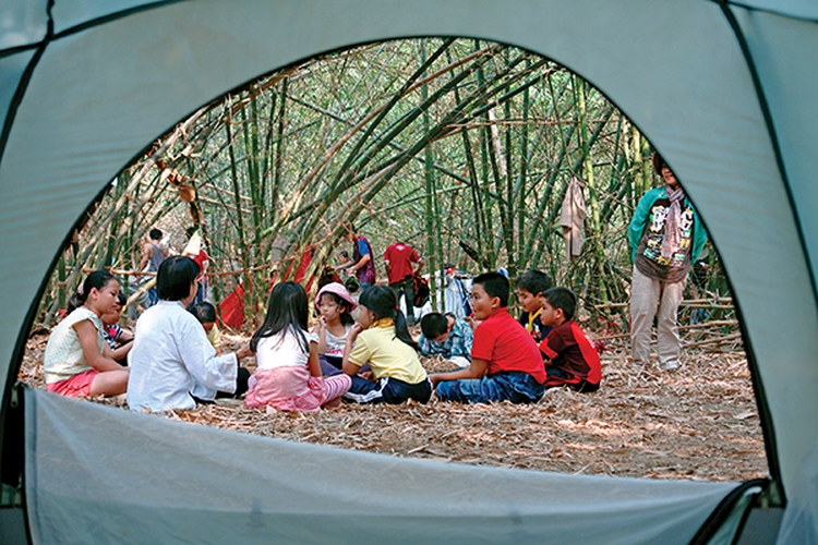 Vietnamese children feel free to express themselves