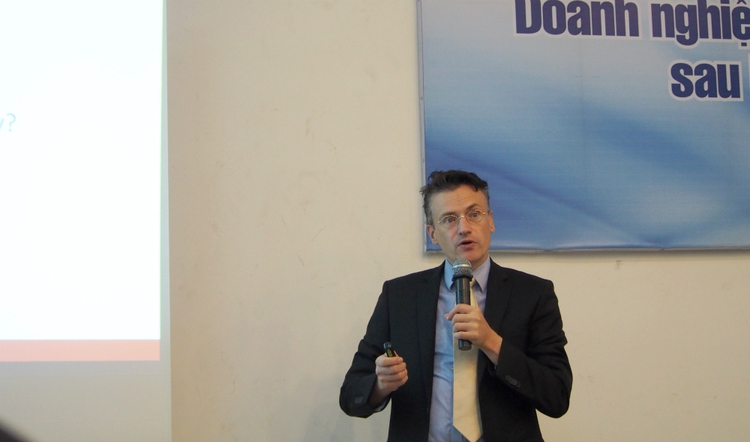 Vietnamese, European firms should bolster connections to take advantage of trade pact: expert