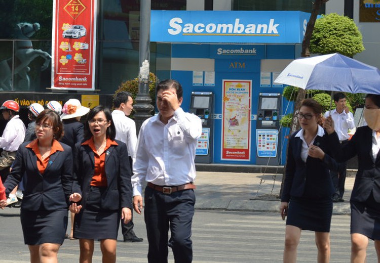 Vietnam cbank OKs Sacombank merger with Phuong Nam Bank