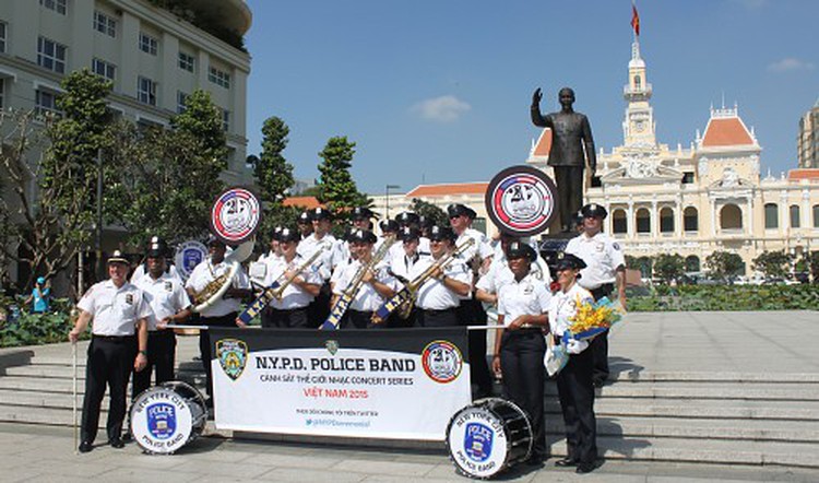 World Police Band Concert amazes Vietnamese