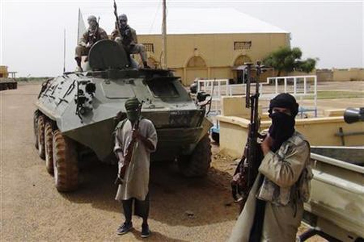 Gunmen attack luxury hotel in Mali capital, may have taken hostages