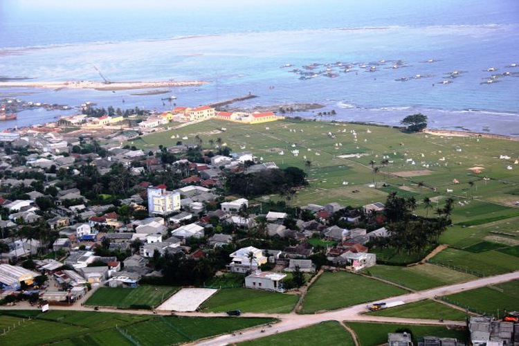 Vietnam to hold first-ever fireworks show on Ly Son Island