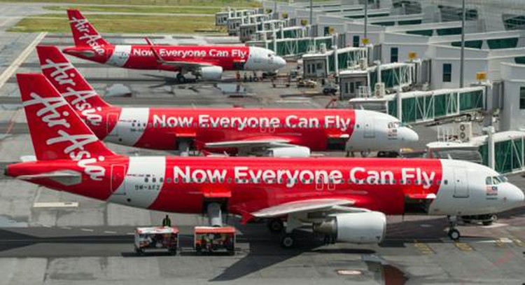 AirAsia fends off talk that pilot revolt caused flight chaos
