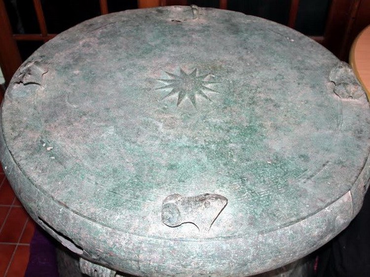 Ancient Vietnamese Dong Son drum found in Timor Leste