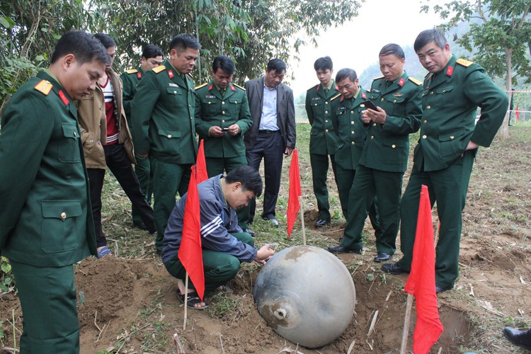 Mysterious ‘space balls’ plunging to Vietnam are not UFO parts: military general