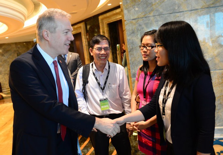 After 20th anniversary of ties, Vietnam, U.S. discuss future in TPP age