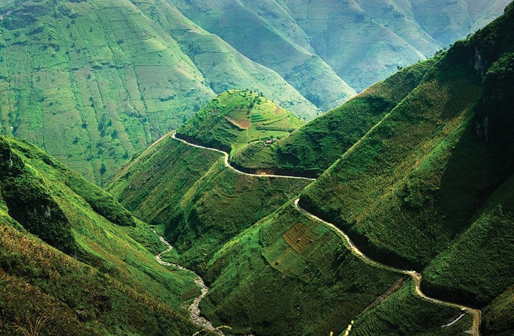 Presenting the four greatest passes in northwestern Vietnam