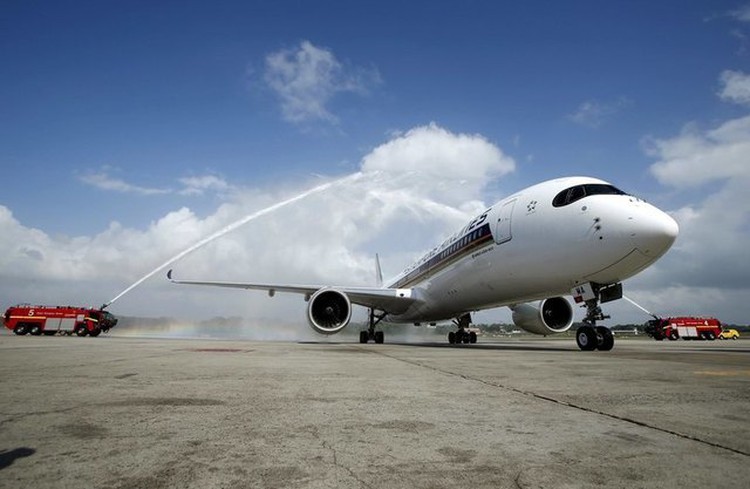 Airbus touts 400-seat 'A350-8000' jetliner