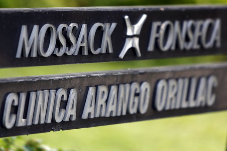 Australian tax office probes hundreds for possible tax evasion after Panama leak
