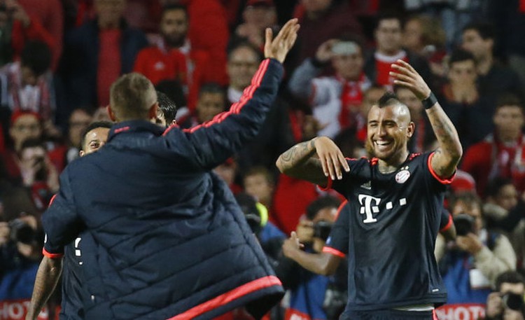 Ruthless Bayern reach fifth CL semi in a row