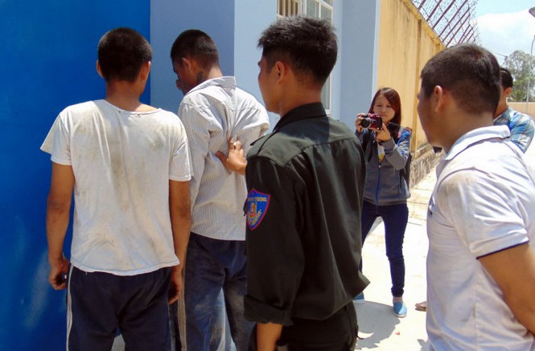 450 Vietnamese drug addicts escape rehab centre