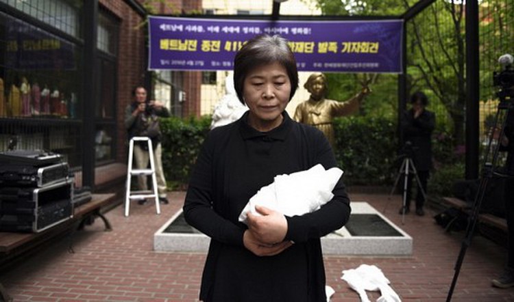 Statue unveiled as S.Korea apology to Vietnam