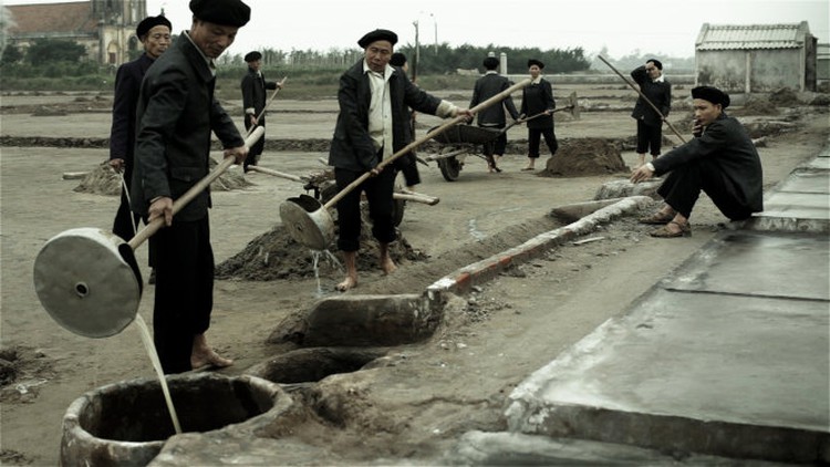 Documentary highlights plight of forgotten Vietnamese in France