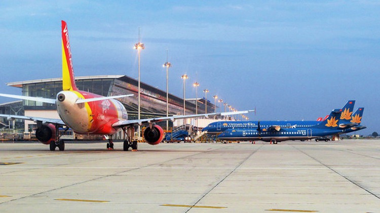 Hanoi air hub faces laser threats as police search for culprit