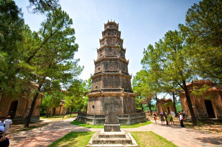 In central Vietnam, local man fined for guiding Japanese partners
