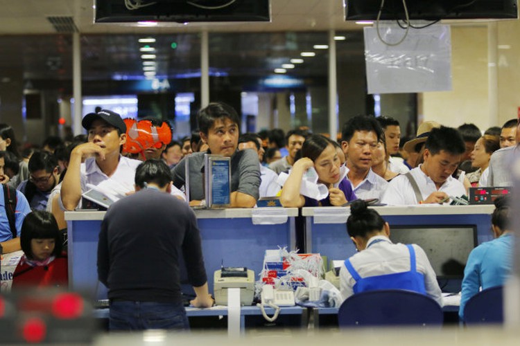 Vietnam probes hacking of airports, websites
