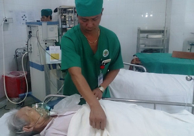 Ovarian cyst removed from 102-year-old Vietnamese woman